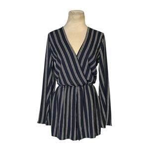 Illa Illa blue white stripes long sleeves romper size Medium